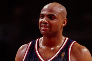 巴克利：我在火箭表现确实很垃圾 但我的数据仍比他整个生涯更好