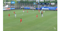 连停带过！刘祝润转身抽射破门，海港2-0领先赛更达
